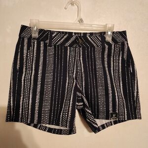 a.n.a Twill 5" Black/White Shorts Size 4 NWOT